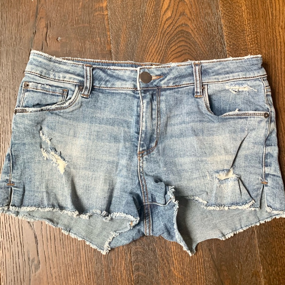STS Blue lightly distressed jean shorts
